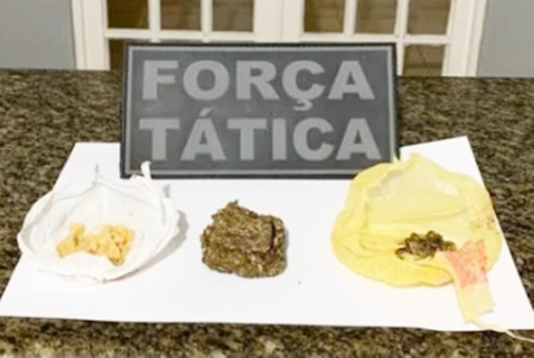 Jovem é preso suspeito de tráfico de drogas na Vila Bela em Coxim