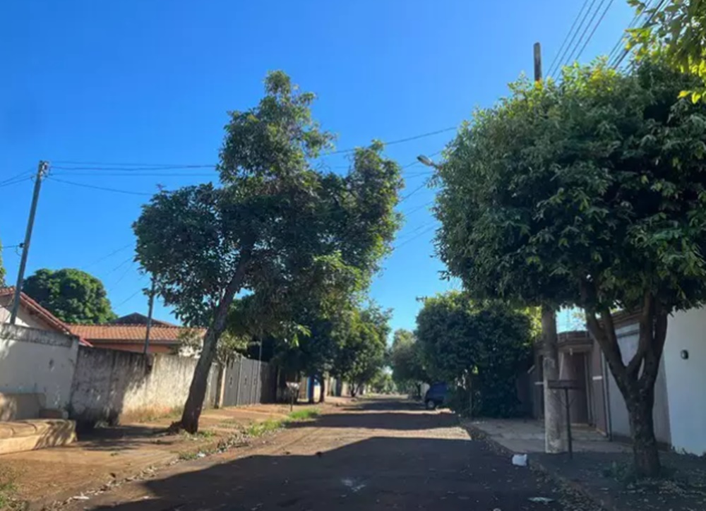 Criança de 3 anos morre afogada em piscina na casa da patroa da mãe