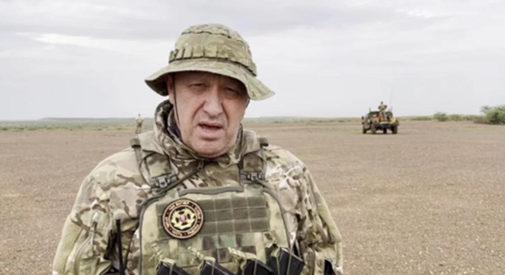 Prigozhin estava a bordo de voo que caiu na Rússia, diz agência civil de aviação