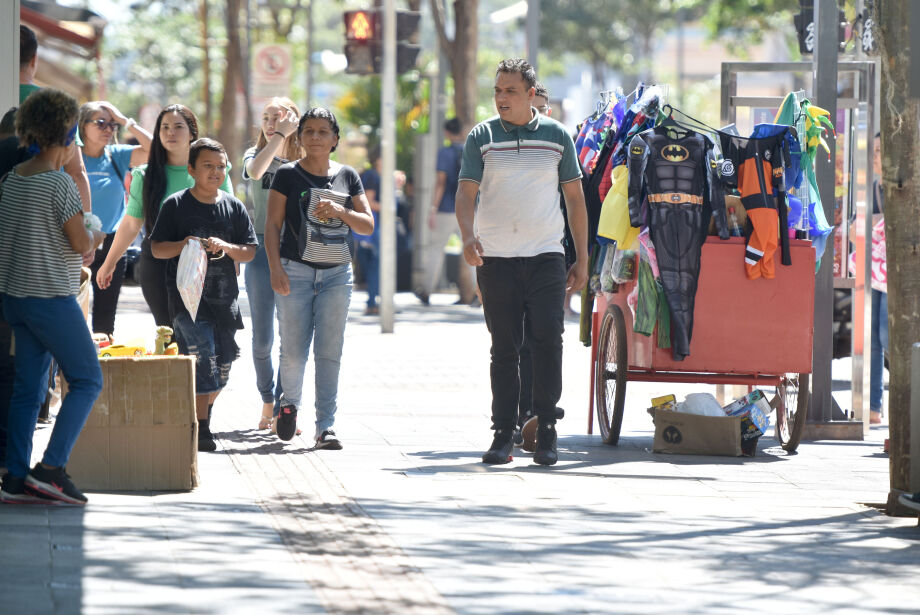 População pode começar a diminuir a partir de 2030, diz presidente do IBGE