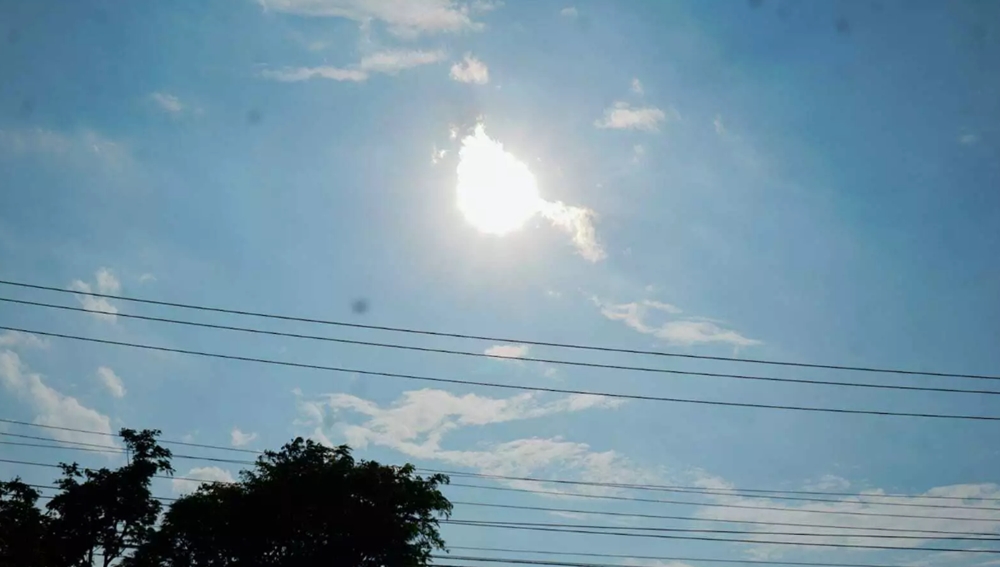 Sol brilha forte, mas tempo segue instável e pode ter tempestade