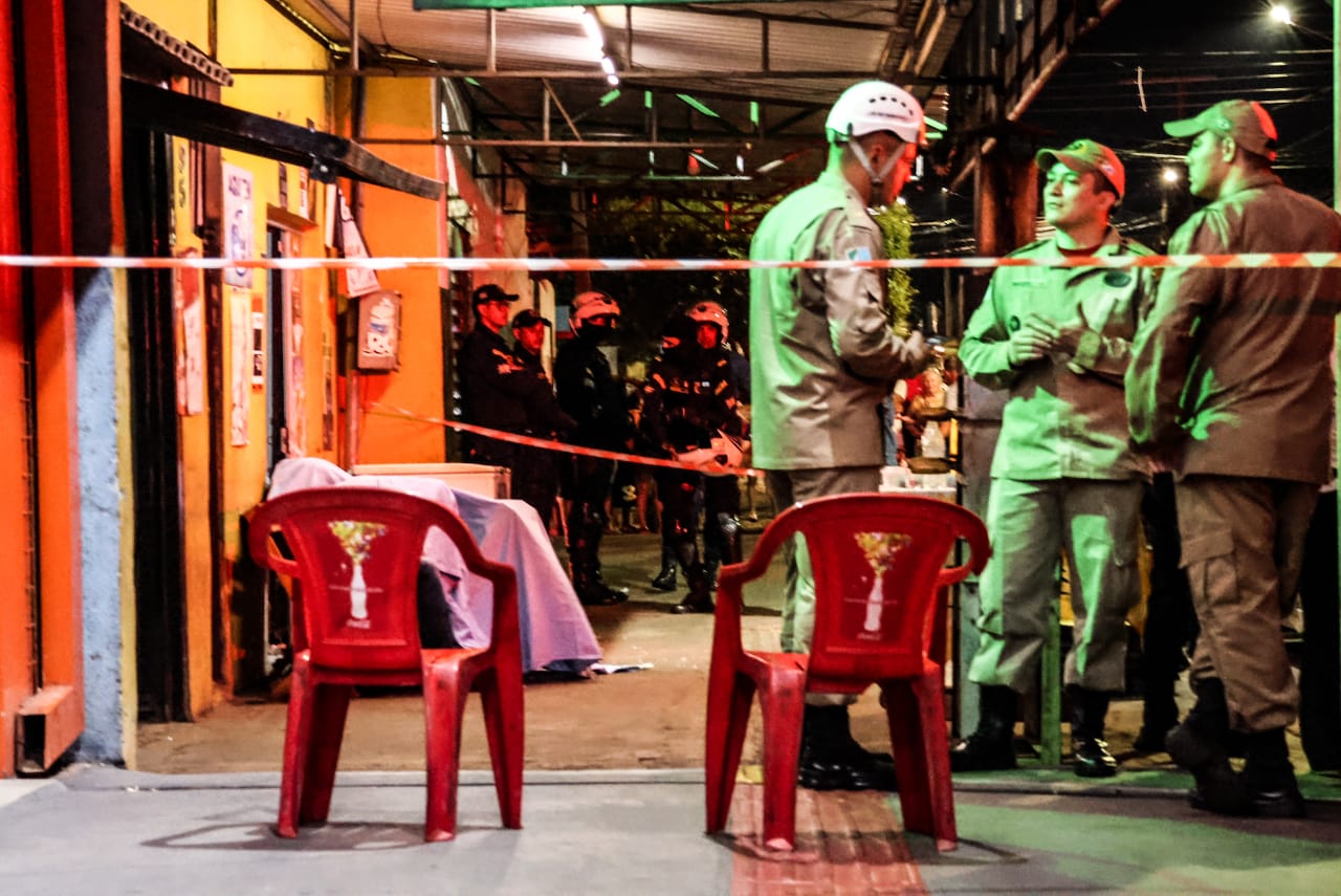 Polícia faz caçada por atiradores que executaram pai e filho em Campo Grande