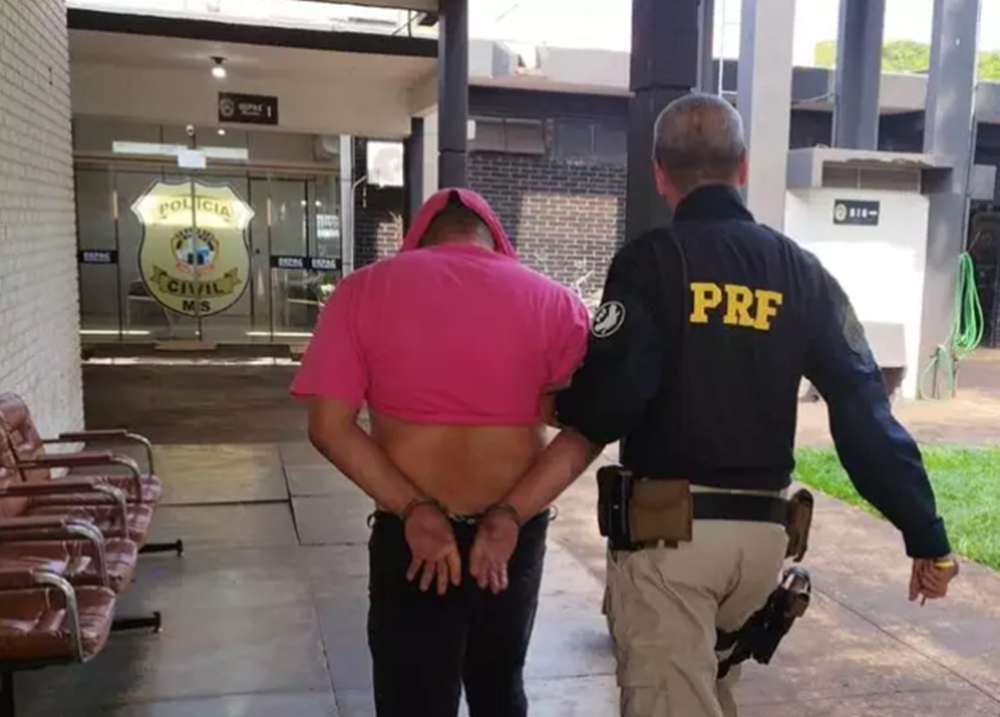 Taxista é preso escoltando carga de 1,7 tonelada de maconha na BR-163