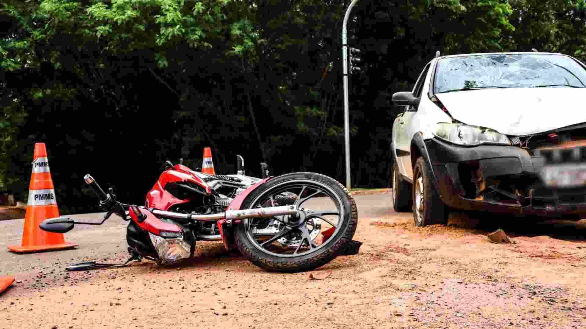 Bebê de oito meses transportado em moto morre após acidente em Campo Grande