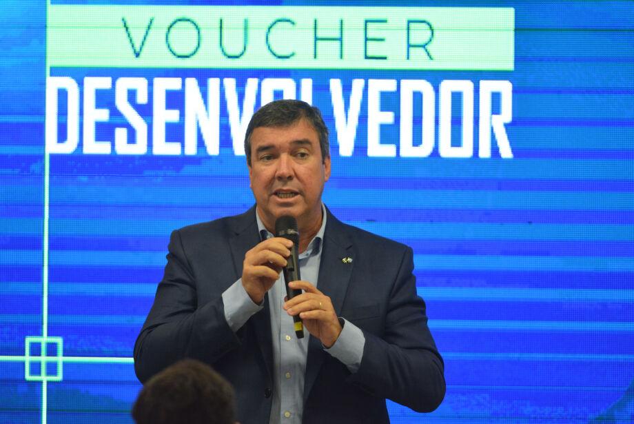 Riedel promove hoje maior mudança no primeiro escalão da administração