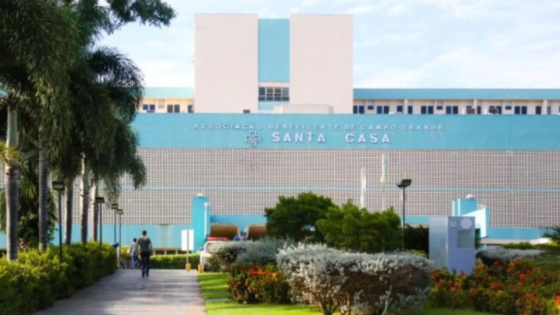 Espancado durante discussão, homem fica desacordado e sofre afundamento da face