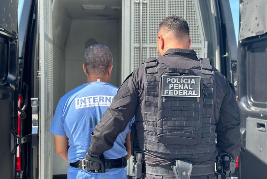 Após quatro anos, Fernandinho Beira-Mar é transferido de Campo Grande