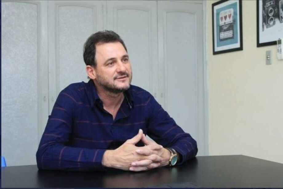 Ex-prefeito de Costa Rica é condenado por veiculação de deep fake contra rival