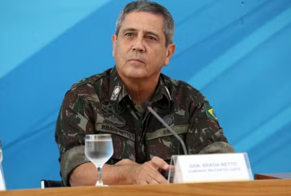 Polícia Federal prende ex-vice presidente Braga Netto