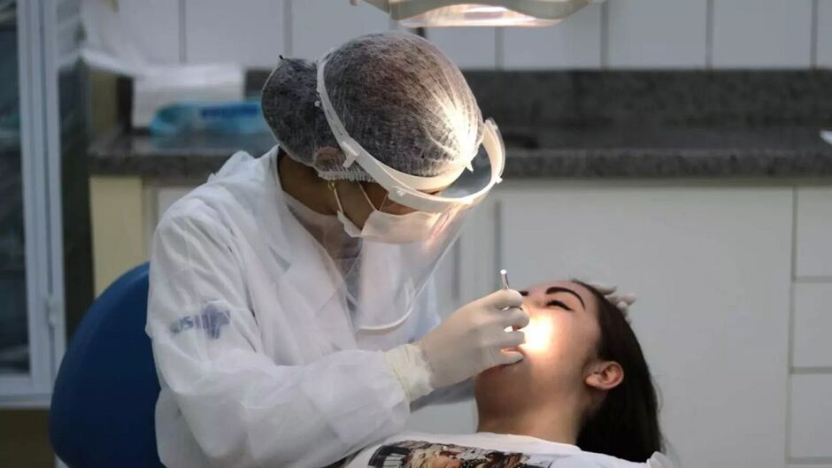 Sindicato denuncia falta de equipamentos para dentistas do SUS em Campo Grande