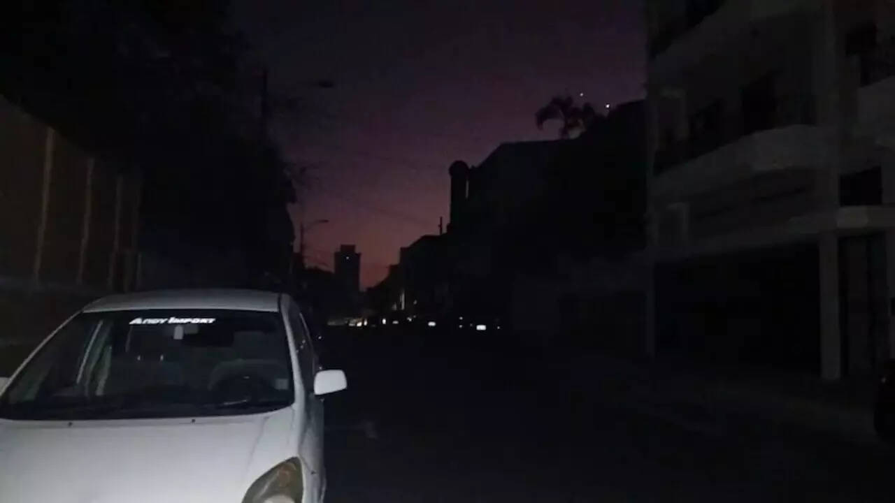 Apagão generalizado deixa Paraguai sem energia elétrica após falha em Itaipu