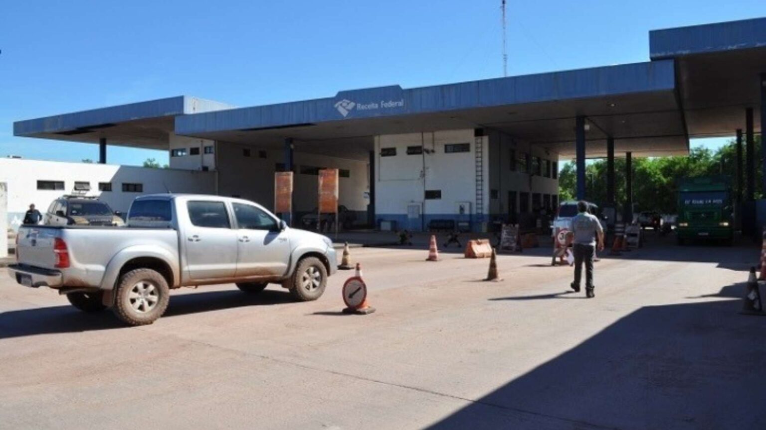 Quatro servidores da Receita são condenados por corrupção em Corumbá