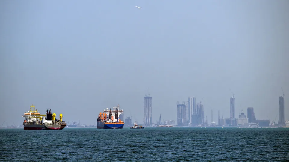 Preocupações com a economia global se aprofundam à medida que a guerra no Irã se arrasta