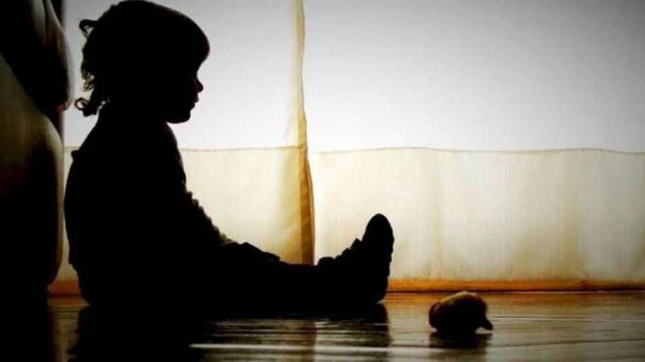 Criança de 1 ano é vítima de maus-tratos e pai denuncia em Campo Grande