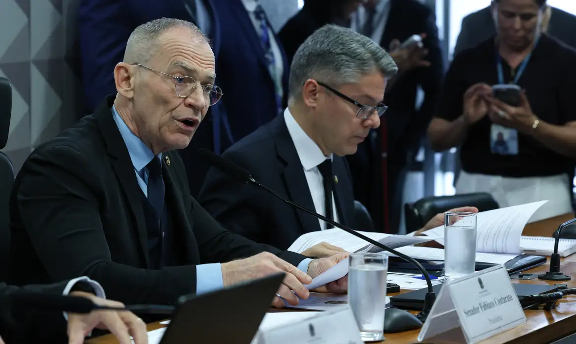 CPI do Crime rejeita relatório que propõe indiciar Moraes, Toffoli e Gilmar