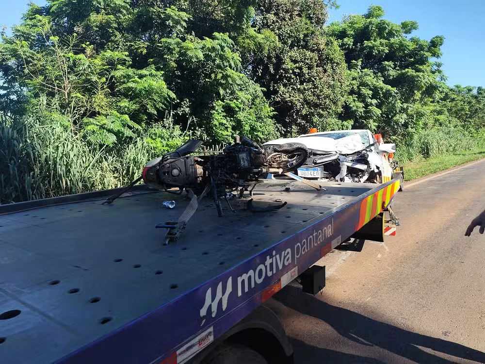 Motociclista morre após colisão com caminhonete na BR-163