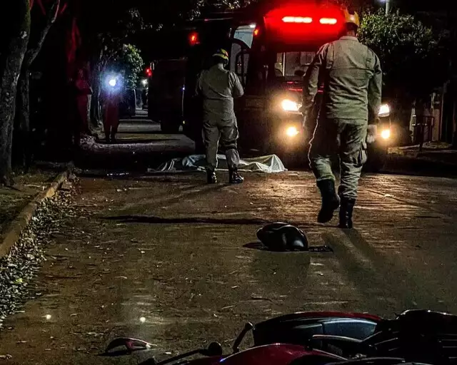 Homem que perseguiu adolescente que morreu após bater moto em árvore é condenado