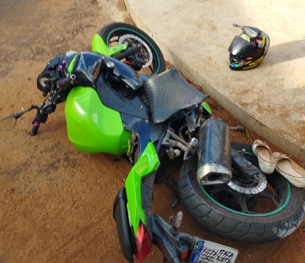 Motociclista de 26 anos tem perna amputada após grave acidente em São Gabriel