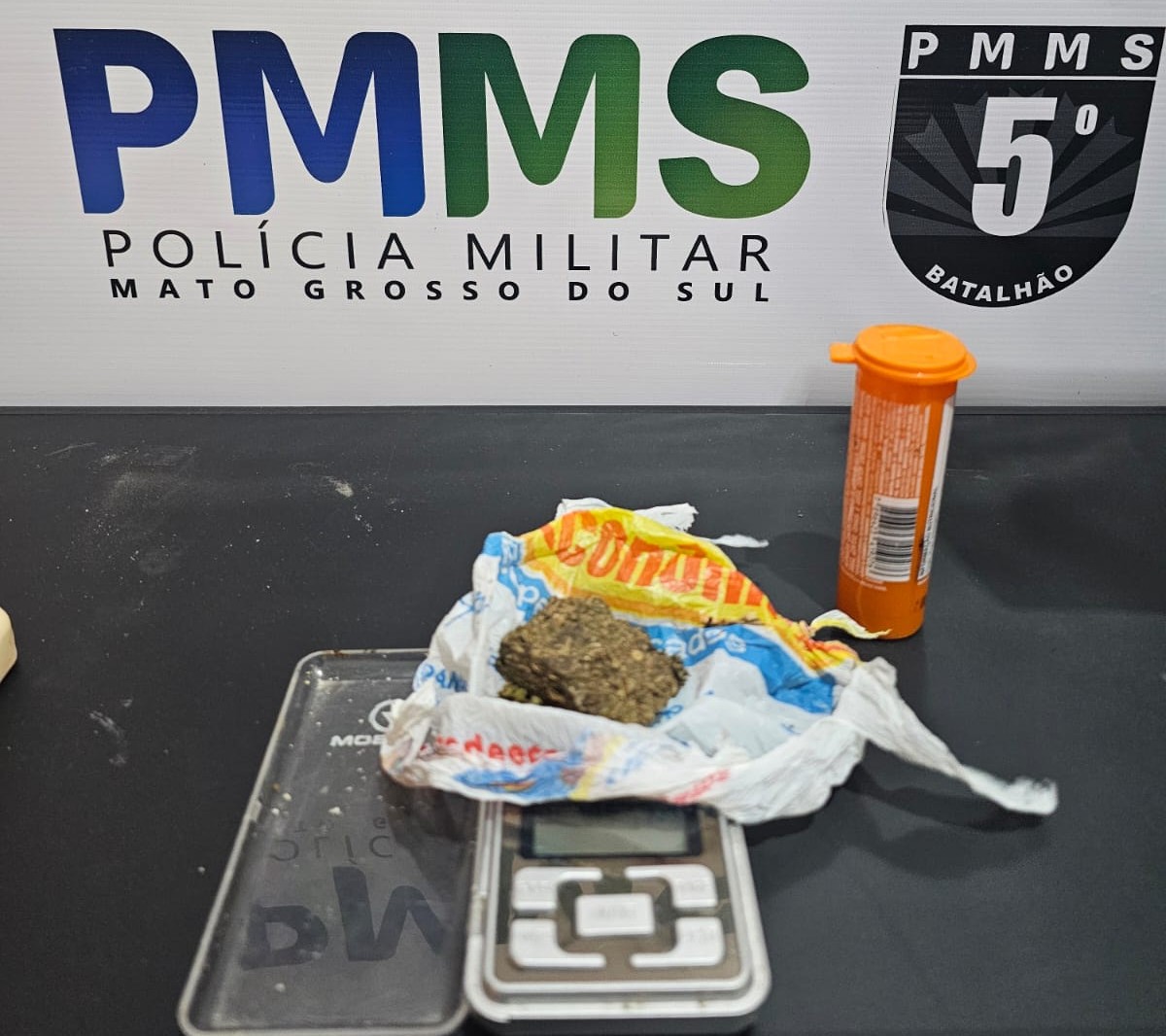 Adolescente é apreendido por tráfico de drogas em Rio Verde