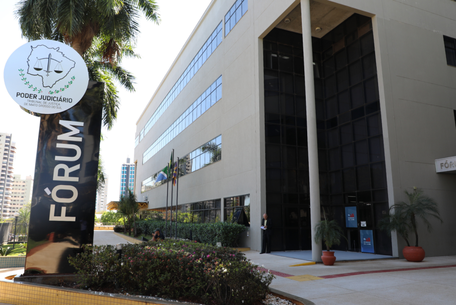 Motorista que teve caminhão com soja furtado deve indenizar empresa em R$ 87 mil