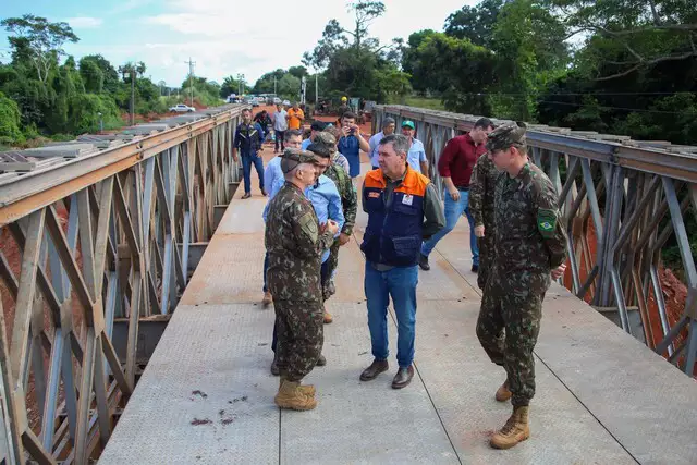 Construção da ponte provisória sobre Rio do Peixe termina hoje