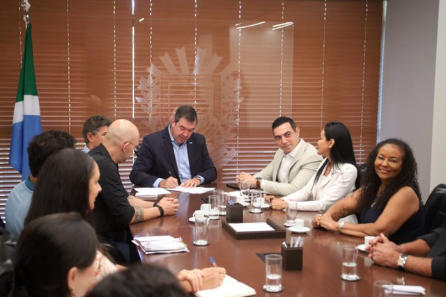Estado autoriza concurso com 2 mil vagas para professores