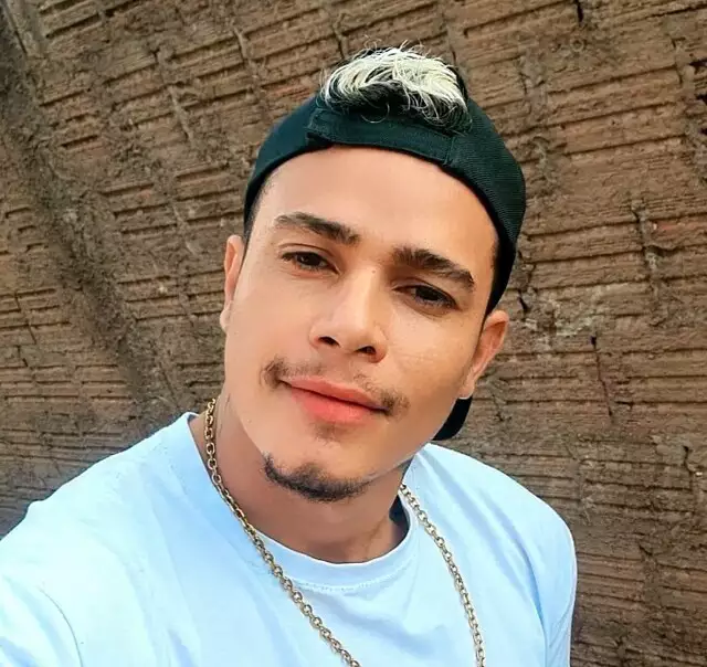 “No lugar errado, na hora errada”, diz vereador sobre assassinato do filho em Costa Rica