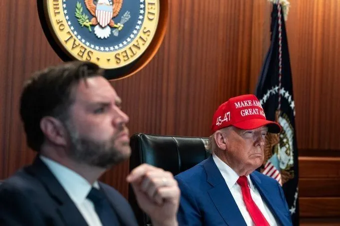 Trump e JD Vance anunciam progresso em negociações com o Irã; entenda