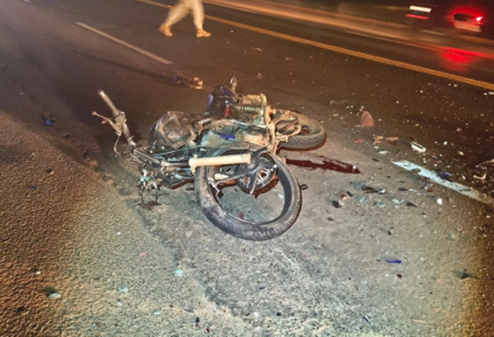 Acidente entre carro e motocicleta deixa três feridos na BR-163 em São Gabriel