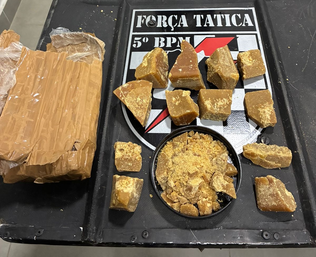 Força Tática apreende mais de 800 gramas de pasta base de cocaína e causa prejuízo estimado de R$ 42 mil ao tráfico em Coxim