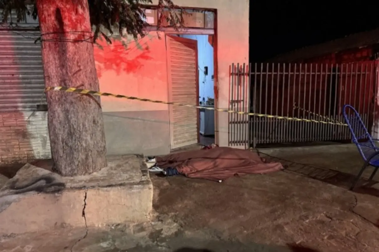 Casal é morto a tiros na frente de casa em Ivinhema