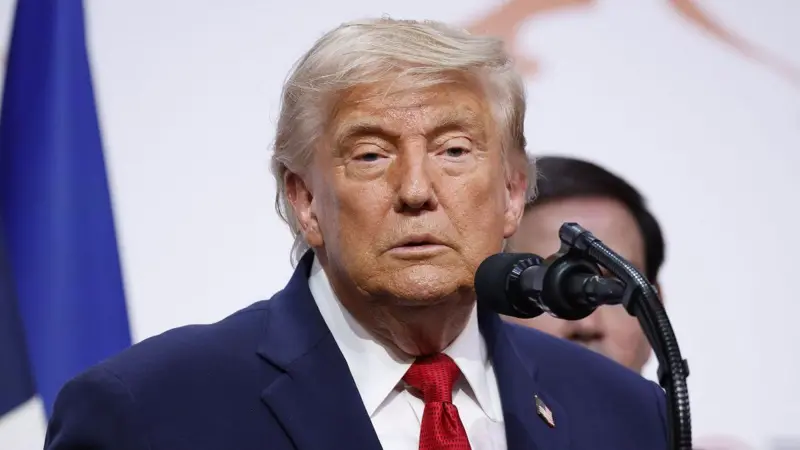 Trump diz que Brasil é ‘politicamente perigoso’ e que ‘querem prender Bolsonaro Jr.’