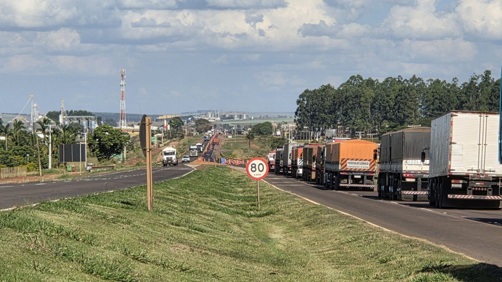 Motiva Pantanal realiza obras em São Gabriel do Oeste e orienta motoristas sobre alterações temporárias no tráfego