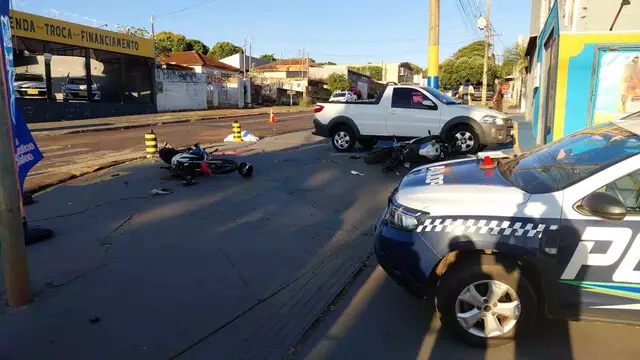 Motociclista morre e outro fica gravemente ferido em cruzamento da Capital