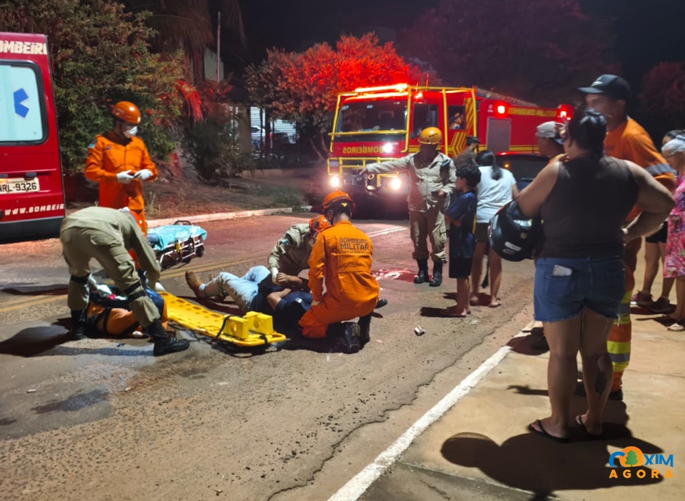 Bombeiros socorrem homem após colisão entre bicicleta elétrica e carro em Coxim