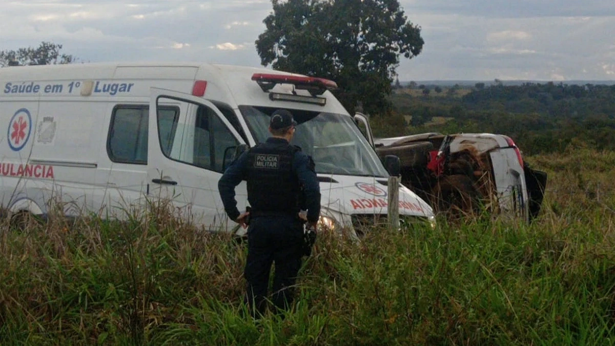 Médico veterinário, pesquisador e professor universitário morre em capotamento na MS-080 em Rio Negro ao lado da mãe