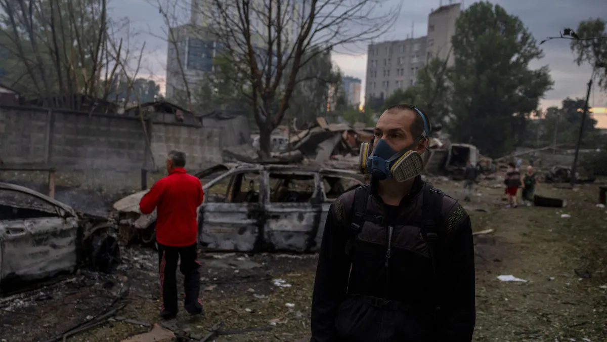 Rússia ataca Kiev com mísseis e drones e mata ao menos 20 pessoas