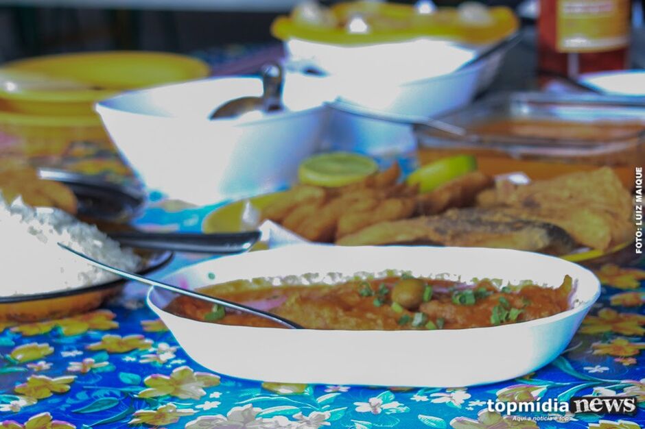 Idoso engasga com pedaço de carne durante almoço e morre na Capital