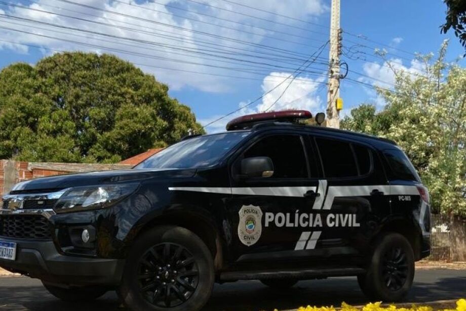 Adolescente é executado a tiros no sofá de casa em Campo Grande