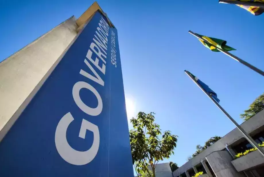 Governo prorroga contratos de publicidade de R$ 35 milhões