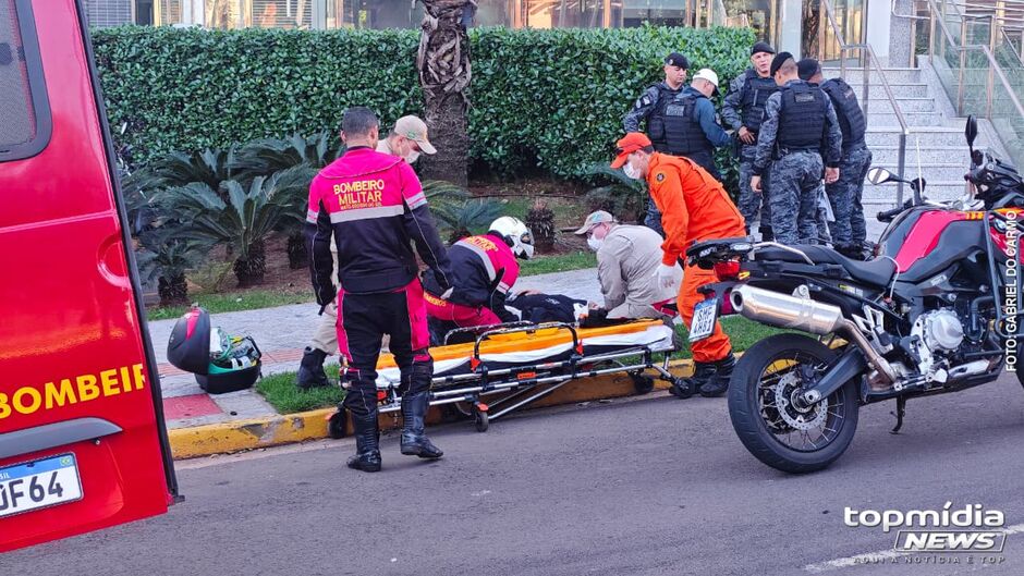 Motorista fecha policial do Choque e causa acidente em Campo Grande