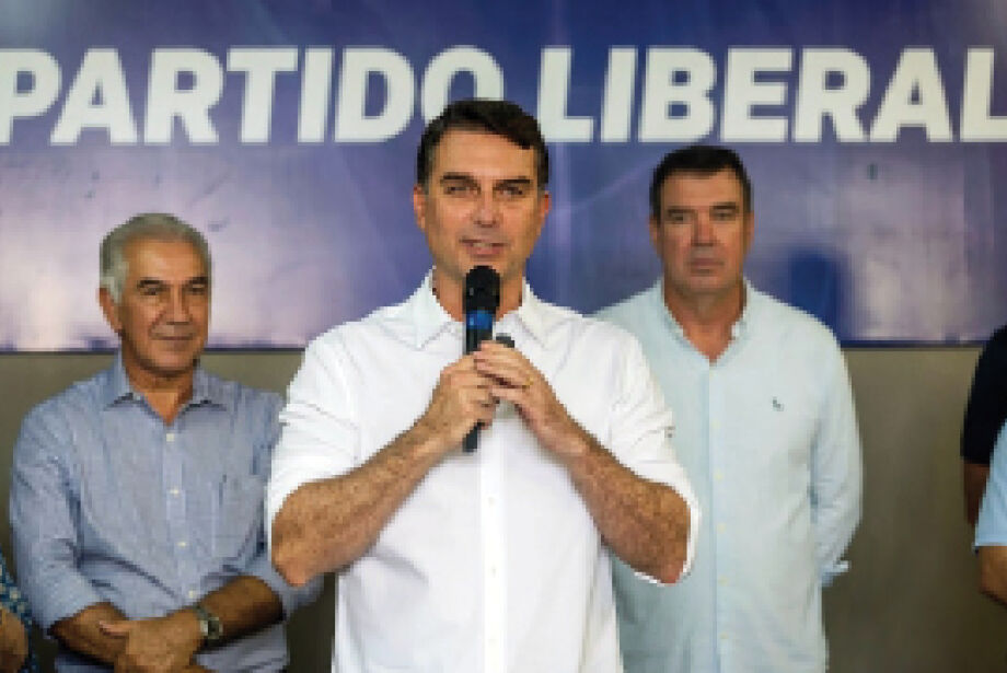 Flávio Bolsonaro lidera com 40%, contra 30% de Lula, em Mato Grosso do Sul