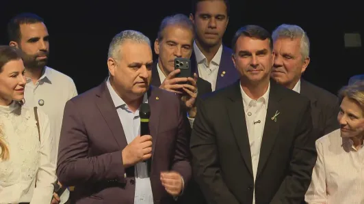 Flávio anuncia Alfredo Gaspar como vice em chapa pura à Presidência