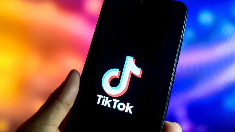 ANPD multa TikTok em R$ 153,7 milhões por falhas na proteção de menores