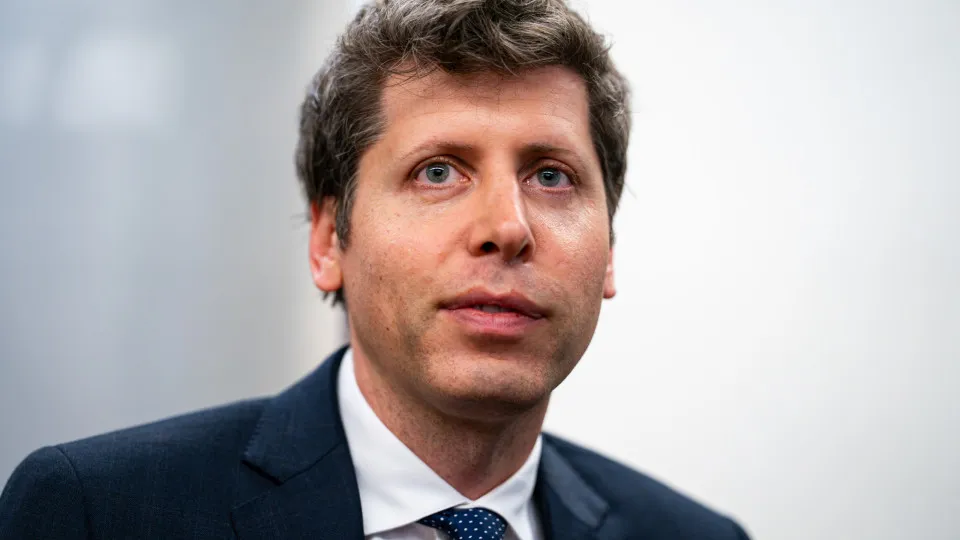 CEO da OpeanAI diz que quatro anos de faculdade podem ser tempo demais