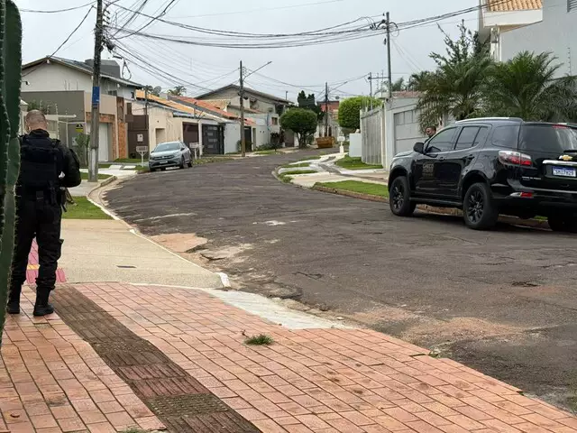 Delegado é preso e policiais são alvos de operação em Campo Grande