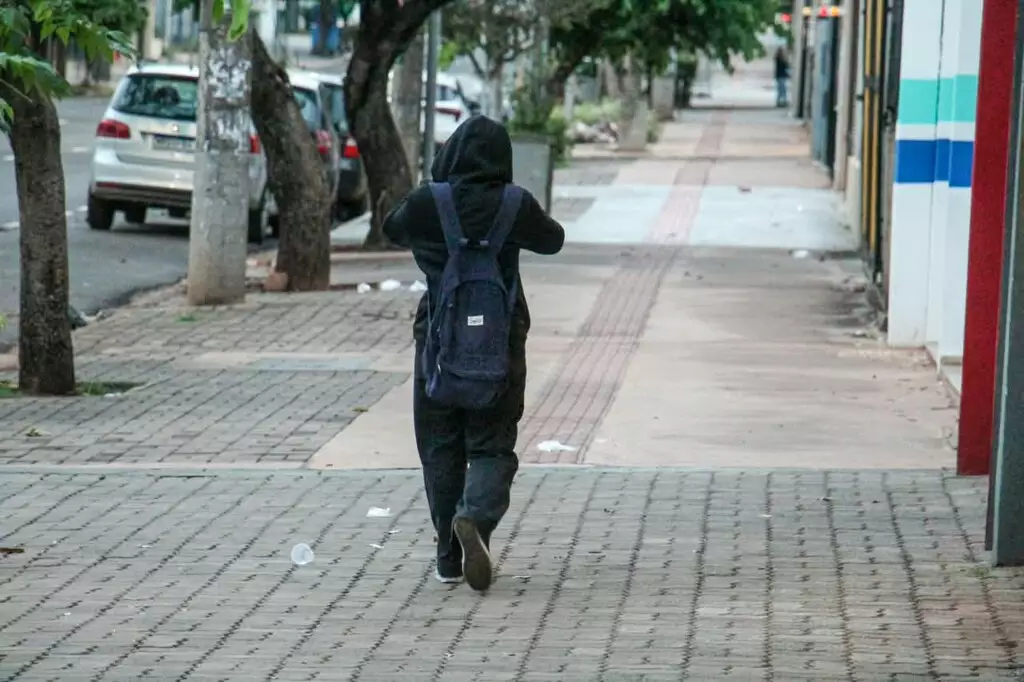 Primavera começa com frente fria e temperaturas podem chegar a 11°C em MS