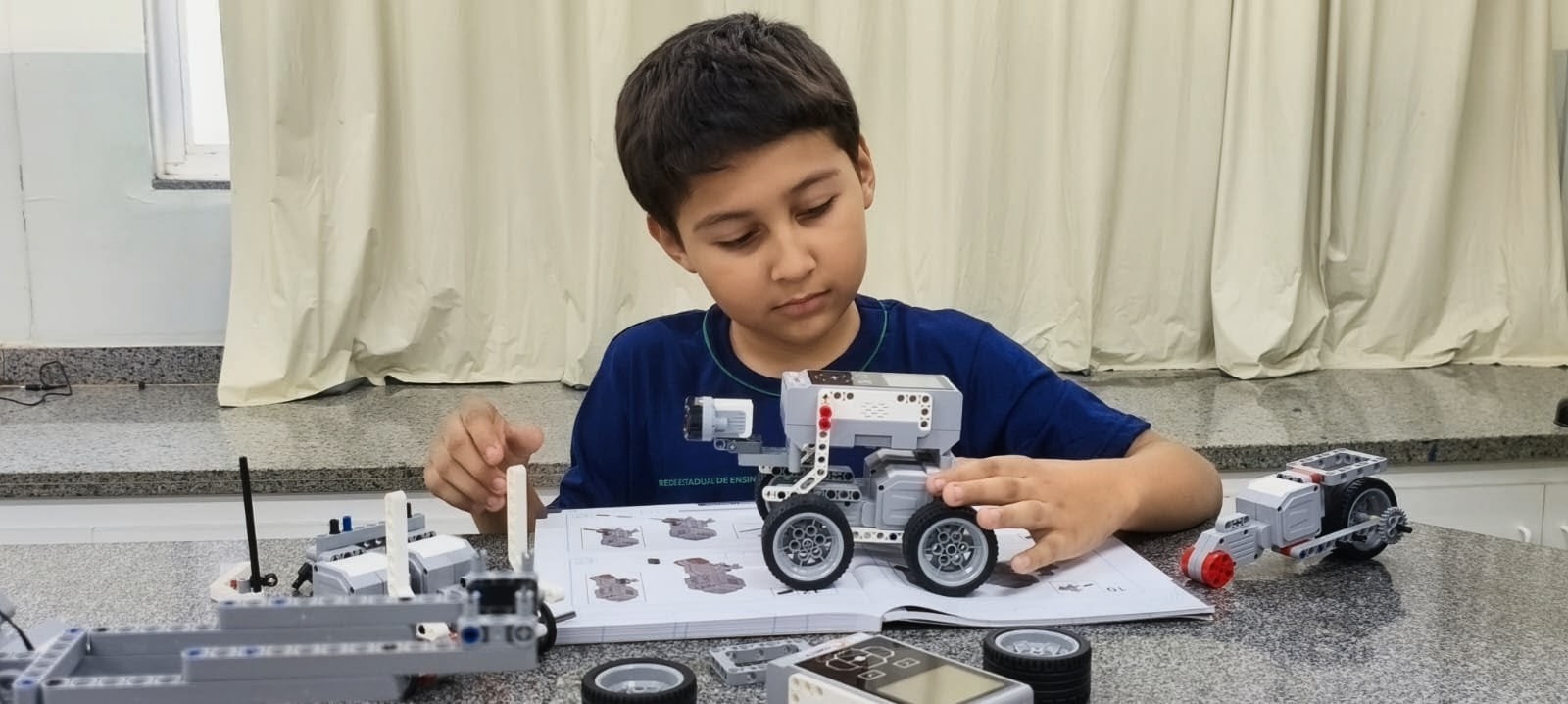 Robótica aproxima estudantes da tecnologia nas escolas estaduais de MS