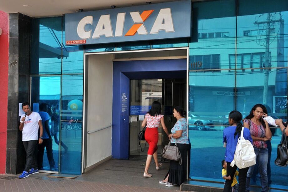 Funcionários da Caixa entram em greve por tempo indeterminado em MS nesta quinta