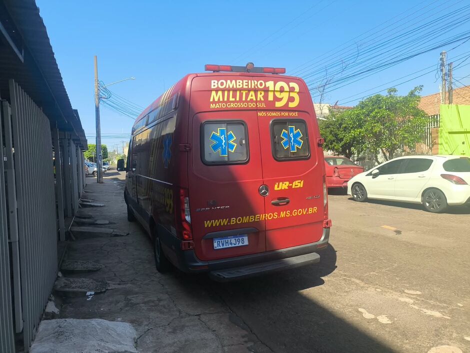 Trabalhador fica ferido ao cair de 3 metros de altura Campo Grande